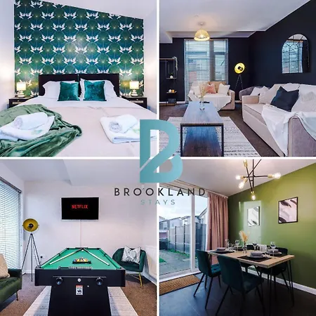 Three Bedroom House By Brookland Serviced Short Lets With Free Wifi Апартаменты Манчестер