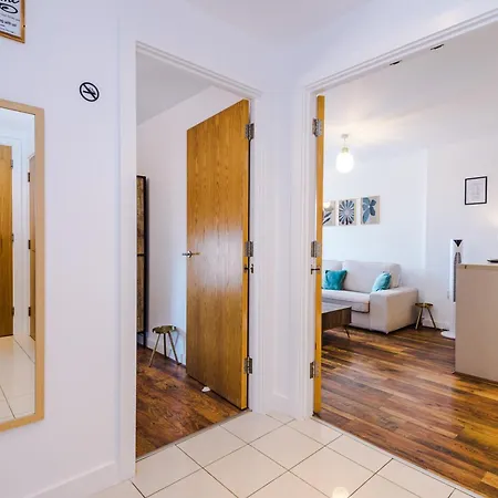 Elegant 2br Flat Near Northern Quarter Manchester