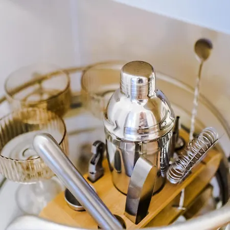 Apartament Elegant 2br Flat Near Northern Quarter