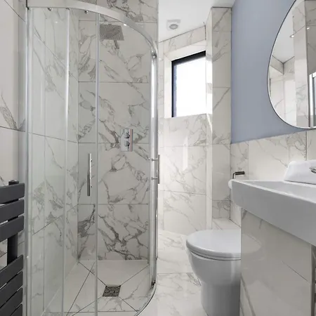 Apartamento Centre With Hot Tub By Superhost