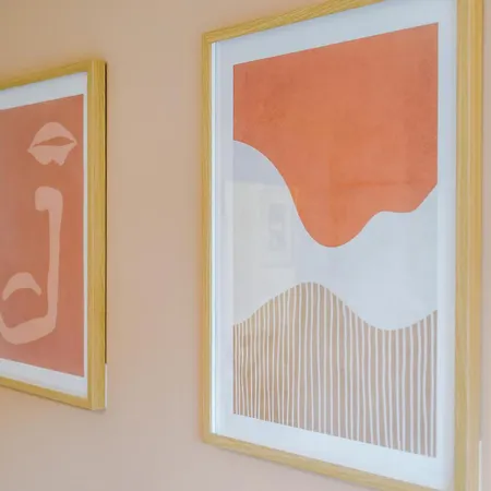 Ferienhaus Modern 3 Bedroom - Driveway Parking For 2 Vehicles, Close To Centre