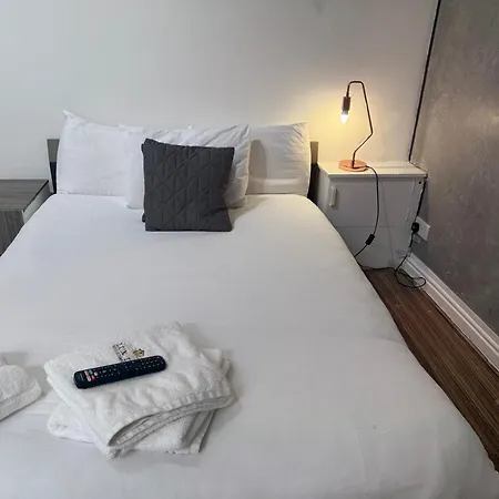 Premier Apartmetns