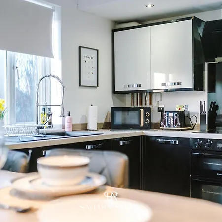 Monthly - Stylish 2bed - Etihad & Ao Arena Access - Parking * מנצ'סטר