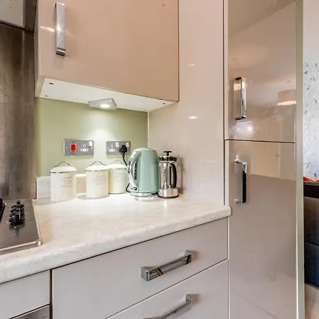 Дом отдыха Modern House 2 Bedroom 5 Beds