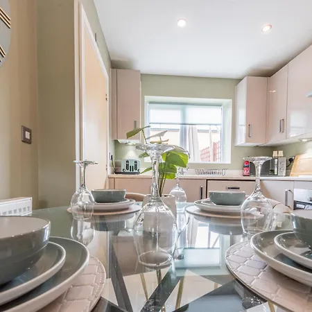 Modern House 2 Bedroom 5 Beds 別荘