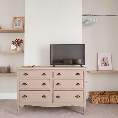 Three Bedroom House By Brookland Serviced Short Lets With Free Wifi 公寓 *