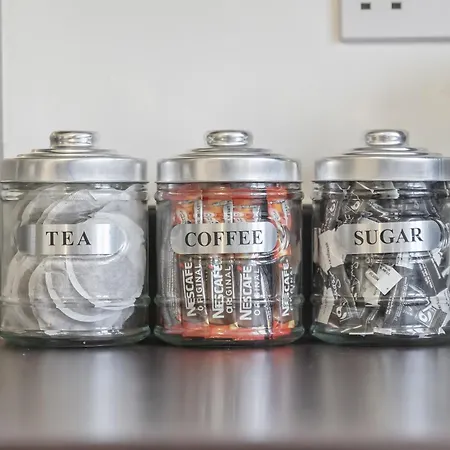 Centre House Etihad And Parking بيت للعطل مانشستر