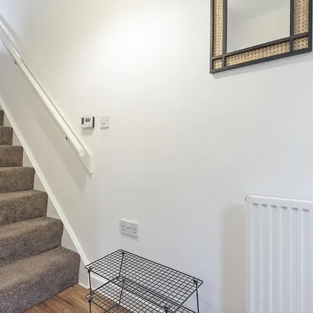 Centre House Etihad And Parking