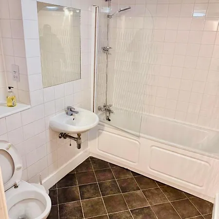 Διαμέρισμα Urban Oasis 2br Centre - Balcony