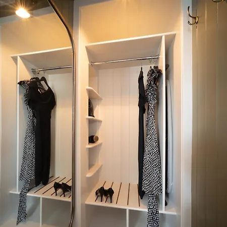 Eleven Didsbury Park 4*