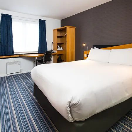 Hotel Express East By Ihg