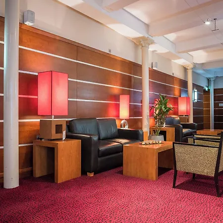 The Townhouse 4*