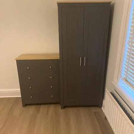 בית נופש Cambridge House מנצ'סטר