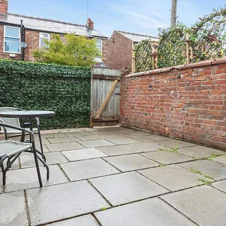 Stylish 3-bedroom 14mins To Co-op Live Arena Dom wakacyjny Manchester