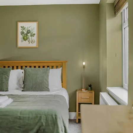 Guestready - Charming Retreat In Trafford