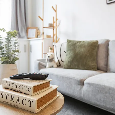 Cosy Stylish 5-bed 3-bath, With Free Wi-fi, Garden And Parking Prázdninový dům *