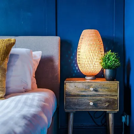 Feriehus Spacious 4br With 3 Baths,