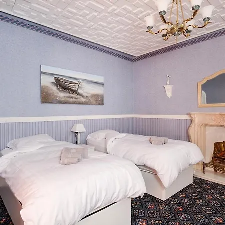 Beautiful 'mayfield' With Private Pool! Nyaraló Manchester