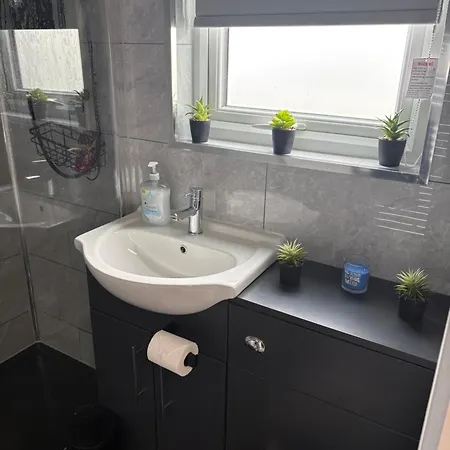The Meadows - Flat 2 Apartament