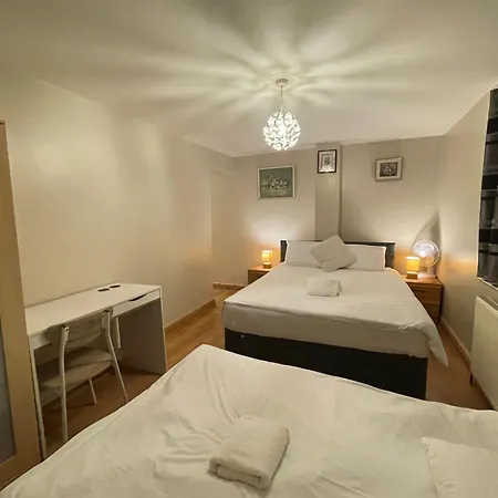 Апартаменты House *