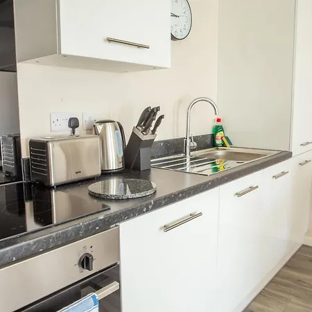 Bright 2 Bed With Juliette Balcony Apartament