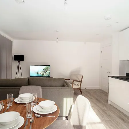 Lägenhet Contemporary 2bed Near Etihad *