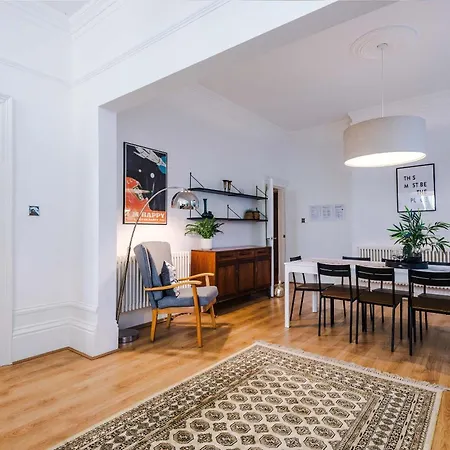 Apartment Smedley House *