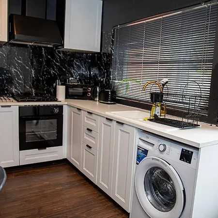 Lejlighed 2br In Near Etihad Stadium With Parking