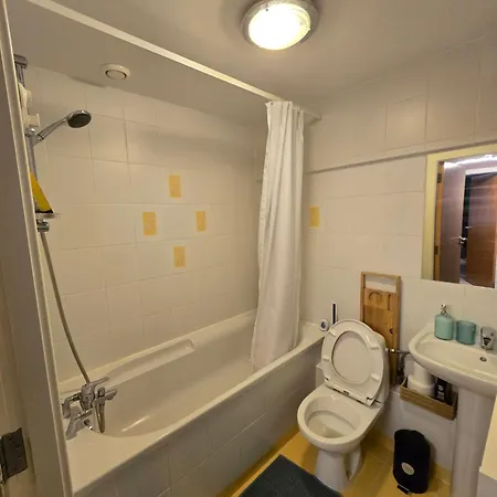 2 Bedroom Centre * Manchester