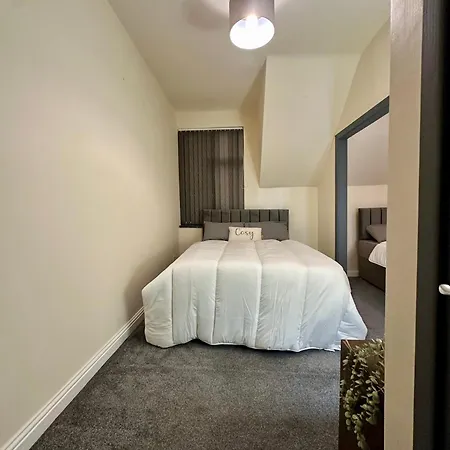 Our Charming 3-bedroom, 1-bathroom Flat