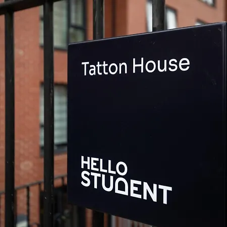 For Students Only - Tatton House In Апартаменты