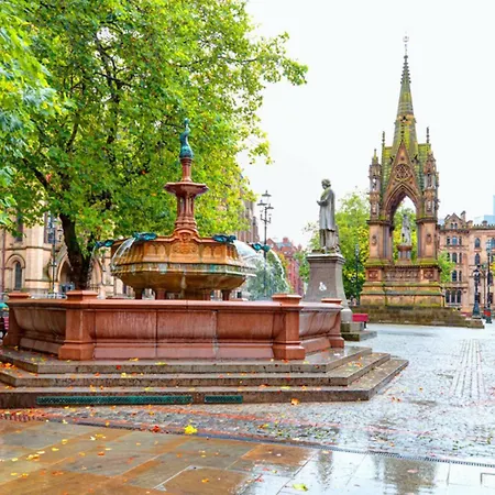 Daire Modern 2 Bed House Close To *