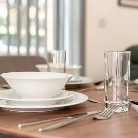 Contemporary 2bed Near Etihad * Manchester