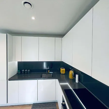 Apartmán Sky View Centre Luxe - 2 Bedrooms *