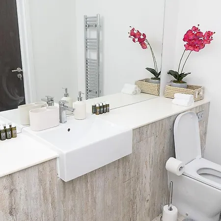 Apartamento Stunning 2-bed Retreat - Ao Arena & Victoria Stn Mánchester