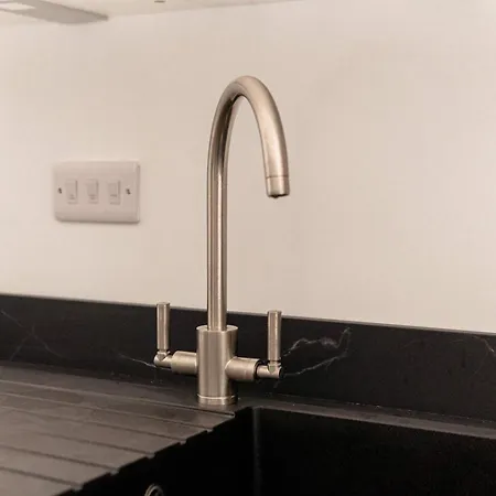 Lägenhet Contemporary 2bed Near Etihad