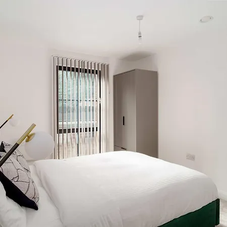 Lägenhet Contemporary 2bed Near Etihad