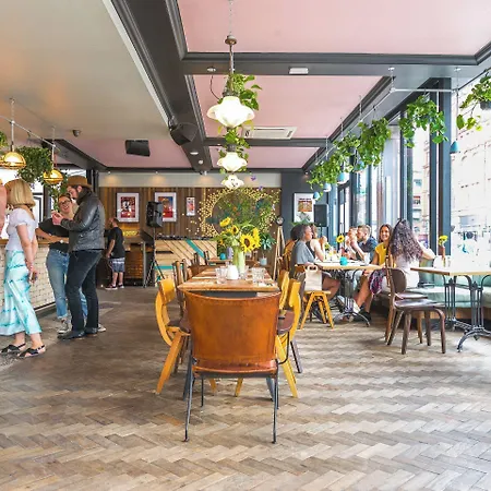 Malacuna * مانشستر