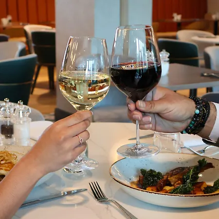 Marriott Piccadilly Hotel 4*