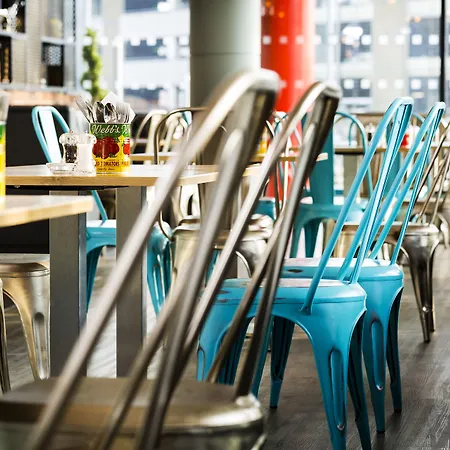 Radisson Centre, A Verified Net Zero Ξενοδοχείο 4*