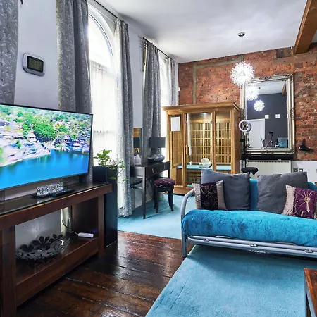 Lushpads 4* Manchester