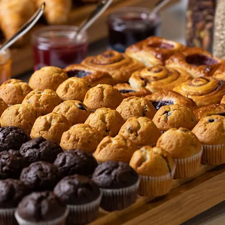 호텔 By Marriott Piccadilly 4*