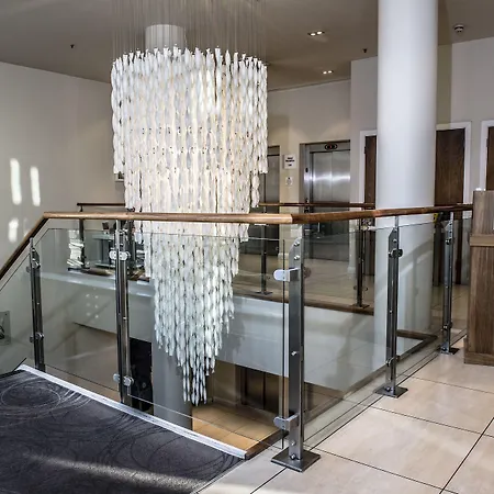 Hotel Express Centre By Ihg