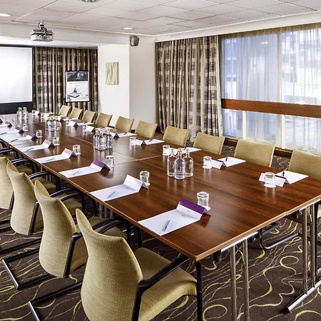 Szálloda Mercure Piccadilly 4*