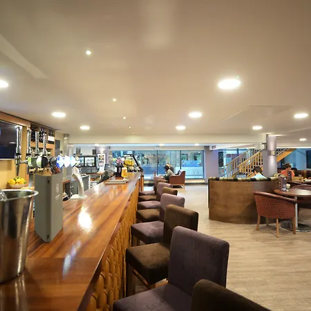 Hotel The Waterside And Leisure Club 3*