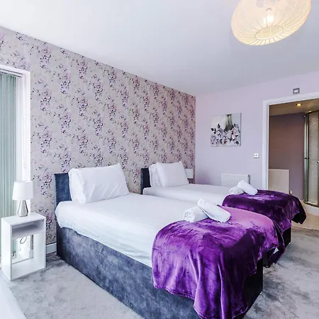 Large Townhouse By The Etihad & Coop Live Arena With Free Parking * Manchester