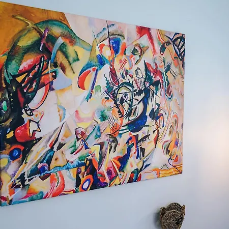 Large Townhouse By The Etihad & Coop Live Arena With Free Parking *