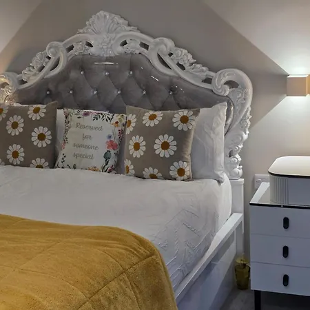 Mega5 Modern 2bedroom Luxury Deansgate-2baths, 2toilets, With Car Park *