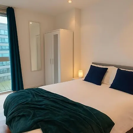 Lowry River Twin Balcony Deluxe Apartmán