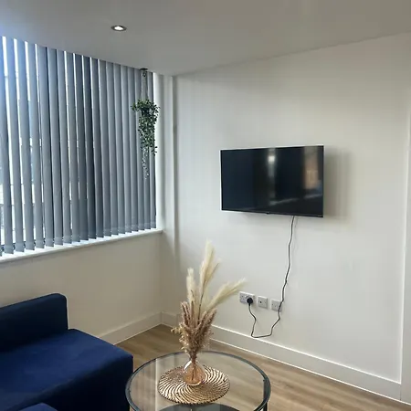 Elegant Near Stadium Free Parking Apartment *